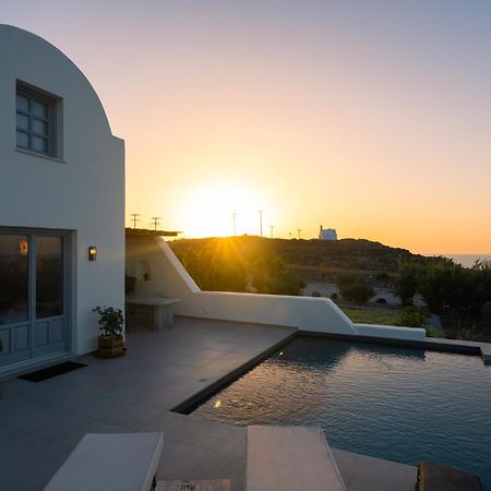Saint John Oia-Exclusive Private Heated Pool Villas Exteriör bild